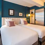 Hotel Mercure Chateau