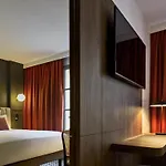 Mercure Chateau Hotel