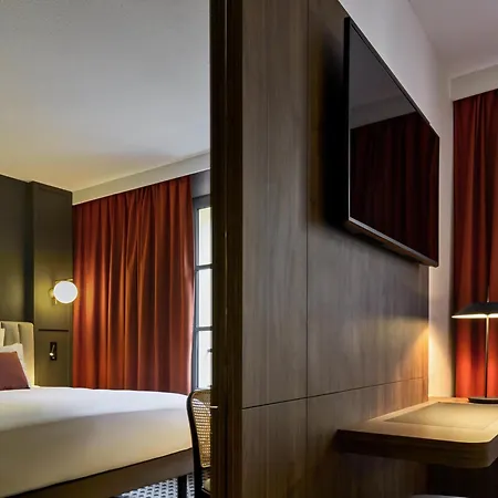 Mercure Chateau Hotel Versalles