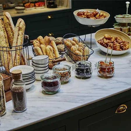 Mercure Chateau Hotel