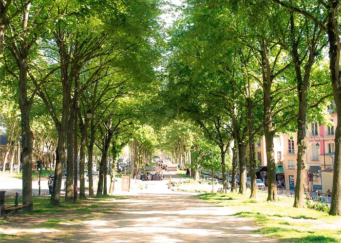 Hotel Mercure Chateau