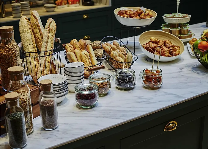 Mercure Chateau Hotel