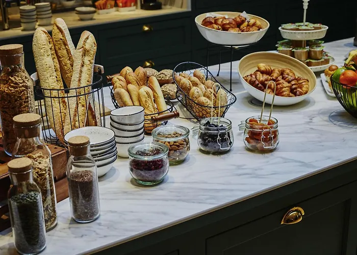 Mercure Chateau 3* Versailles