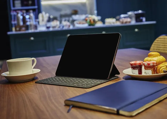 Hotel Mercure Chateau Versailles