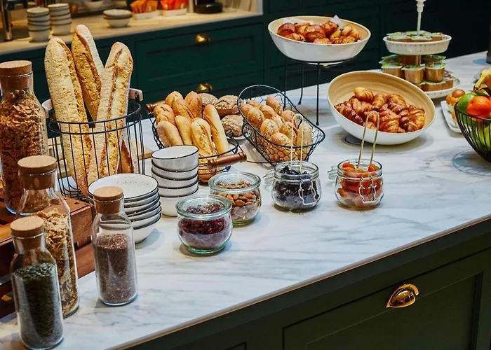 Mercure Chateau Hotel